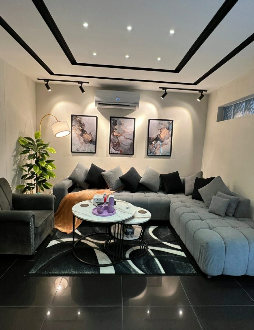 Vaulted's 1BHK Modern Apartment (14) — F-10/F-11, Islamabad, photo 4